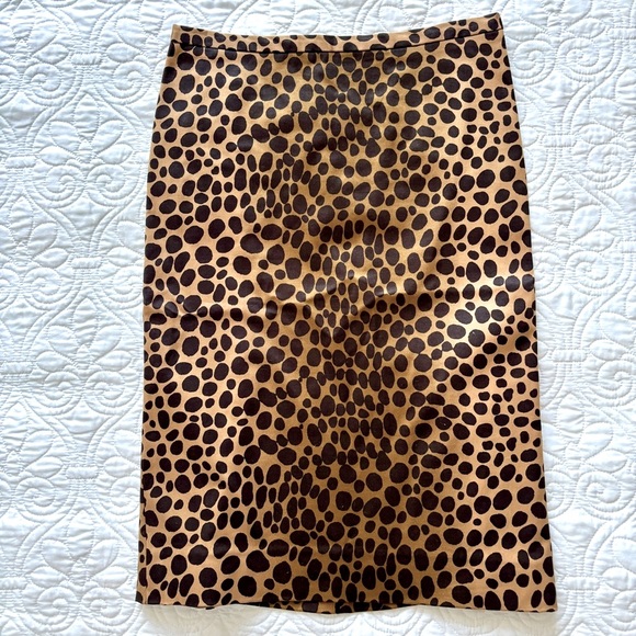 Moschino Dresses & Skirts - Moschino Leopard Print Pencil Fishtail Skirt in Brown and Tan/Khaki Size 6 US